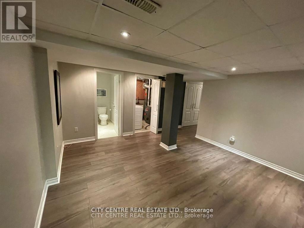 4777 Glasshill Grove, Mississauga, Ontario  L5M 7R6 - Photo 33 - W12961910