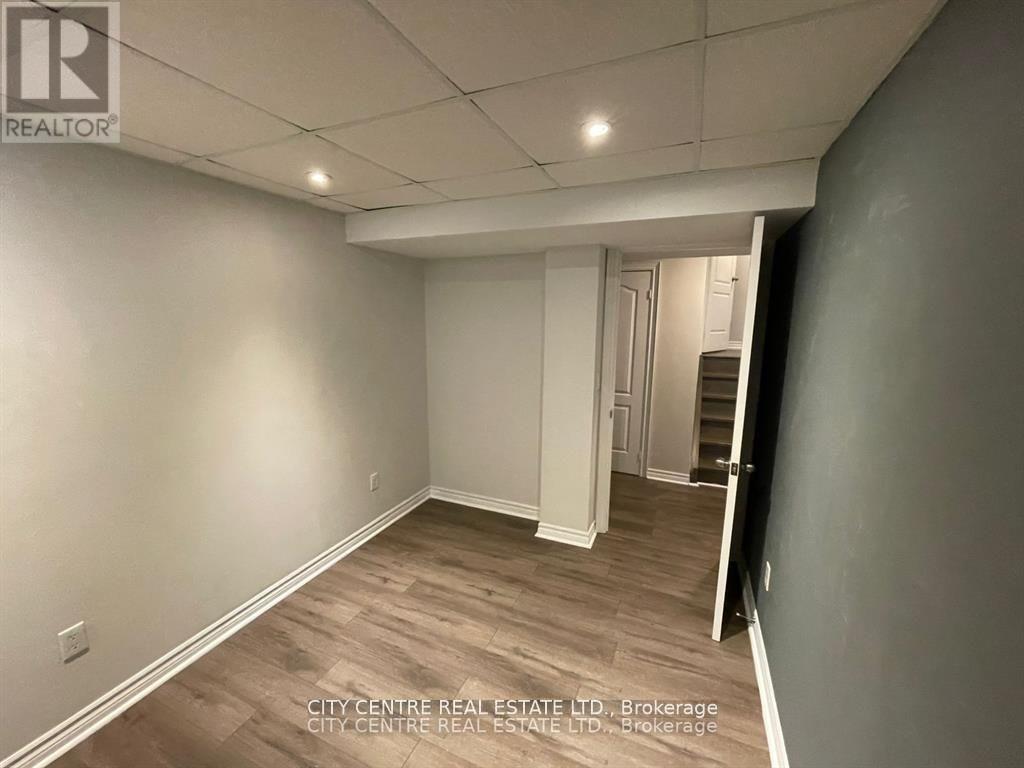 4777 Glasshill Grove, Mississauga, Ontario  L5M 7R6 - Photo 36 - W12961910