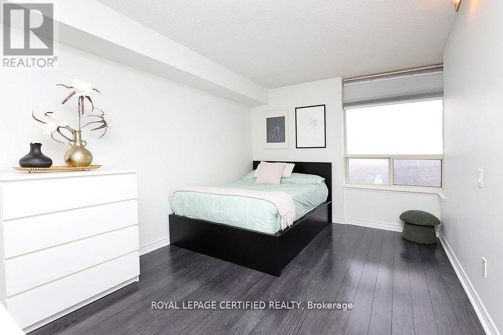 1409 - 700 Constellation Drive, Mississauga, Ontario  L5R 3G8 - Photo 23 - W12961916