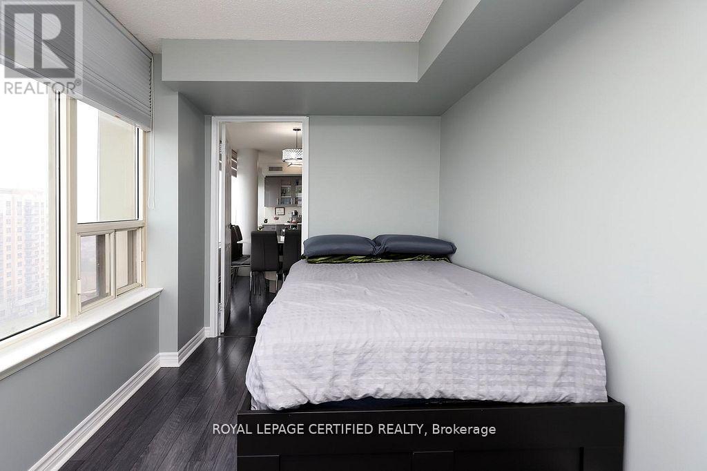 1409 - 700 Constellation Drive, Mississauga, Ontario  L5R 3G8 - Photo 27 - W12961916