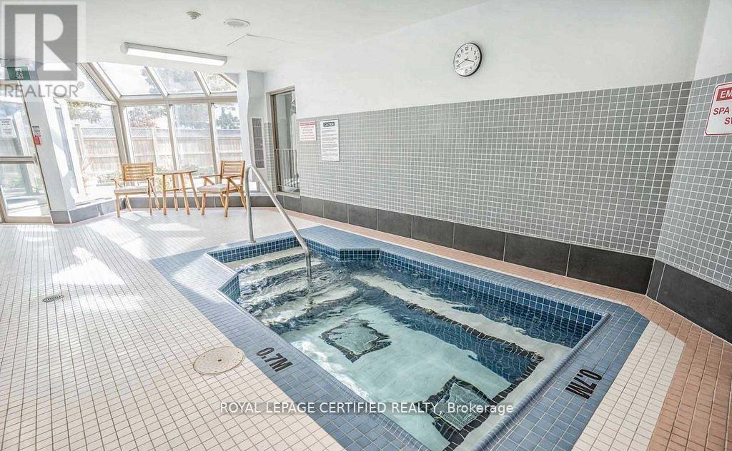 1409 - 700 Constellation Drive, Mississauga, Ontario  L5R 3G8 - Photo 33 - W12961916