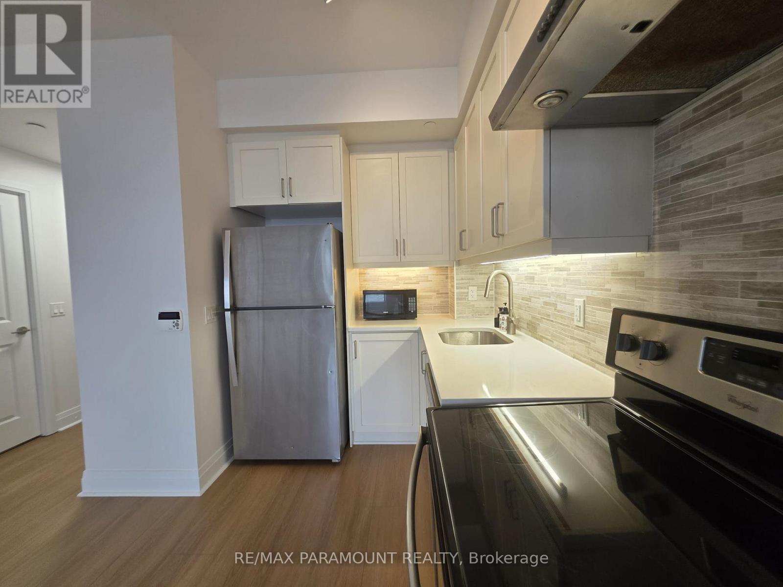 1508 - 15 Zorra Street, Toronto, Ontario  M8Z 0C1 - Photo 5 - W12961928