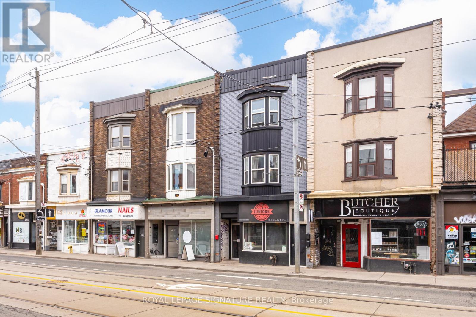 2243 Dundas Street W, Toronto, Ontario  M6R 1X6 - Photo 11 - W12961932