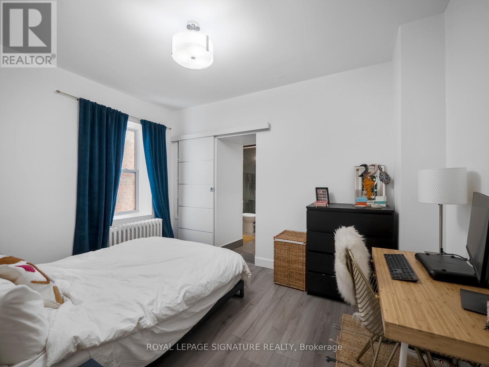 2243 Dundas Street W, Toronto, Ontario  M6R 1X6 - Photo 15 - W12961932