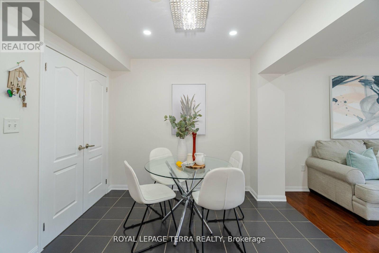 78 Donomore Drive, Brampton, Ontario  L7A 0S6 - Photo 12 - W12961944