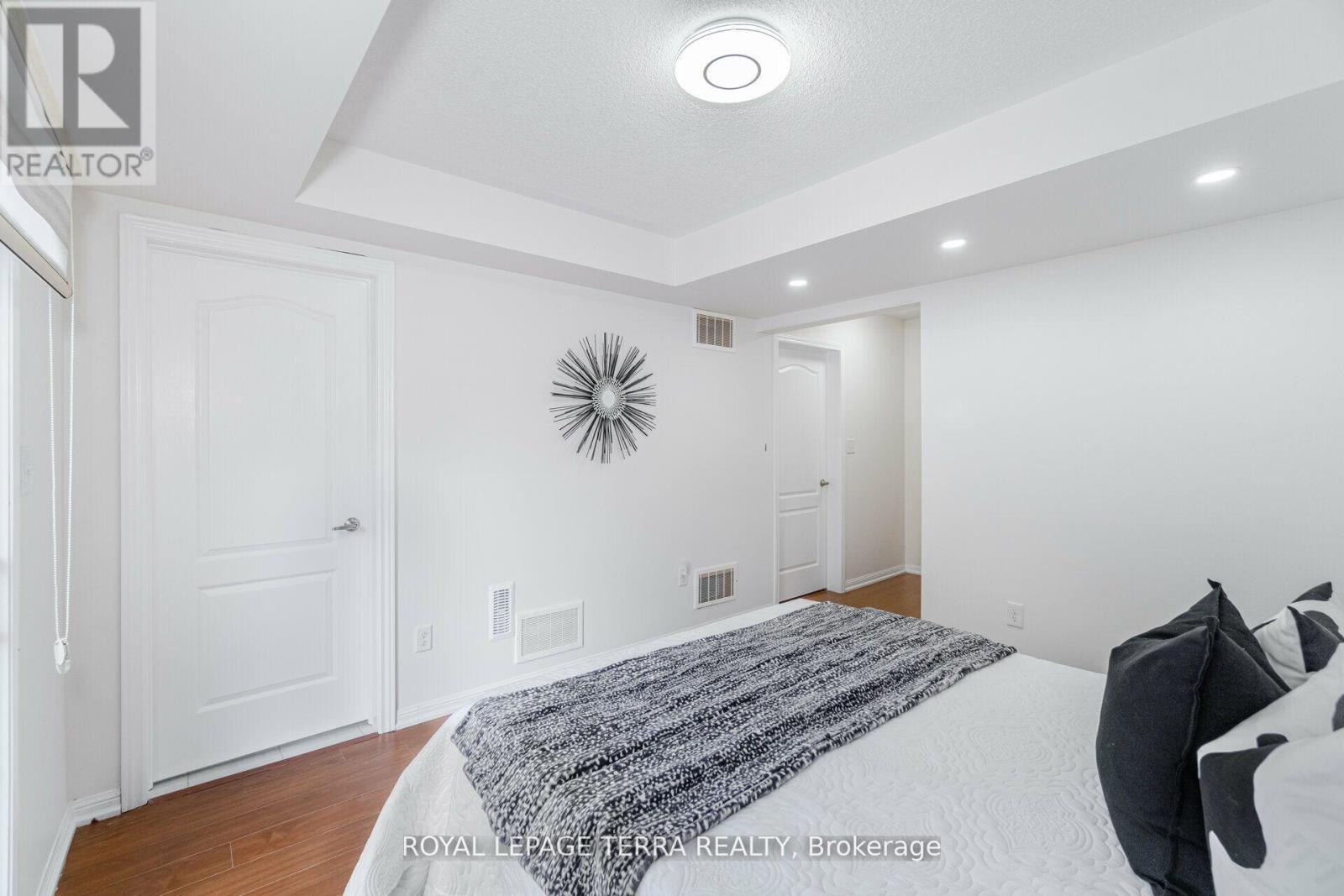 78 Donomore Drive, Brampton, Ontario  L7A 0S6 - Photo 32 - W12961944