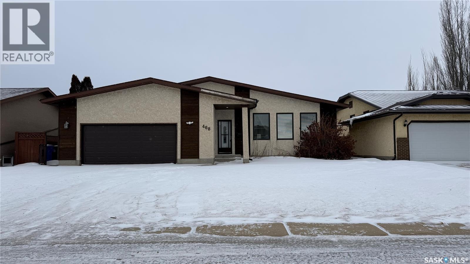 468 Petterson Drive, Estevan, Saskatchewan  S4A 2M6 - Photo 2 - SK032123