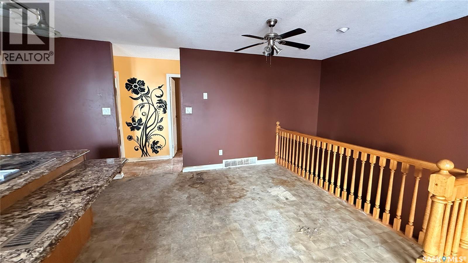 468 Petterson Drive, Estevan, Saskatchewan  S4A 2M6 - Photo 8 - SK032123