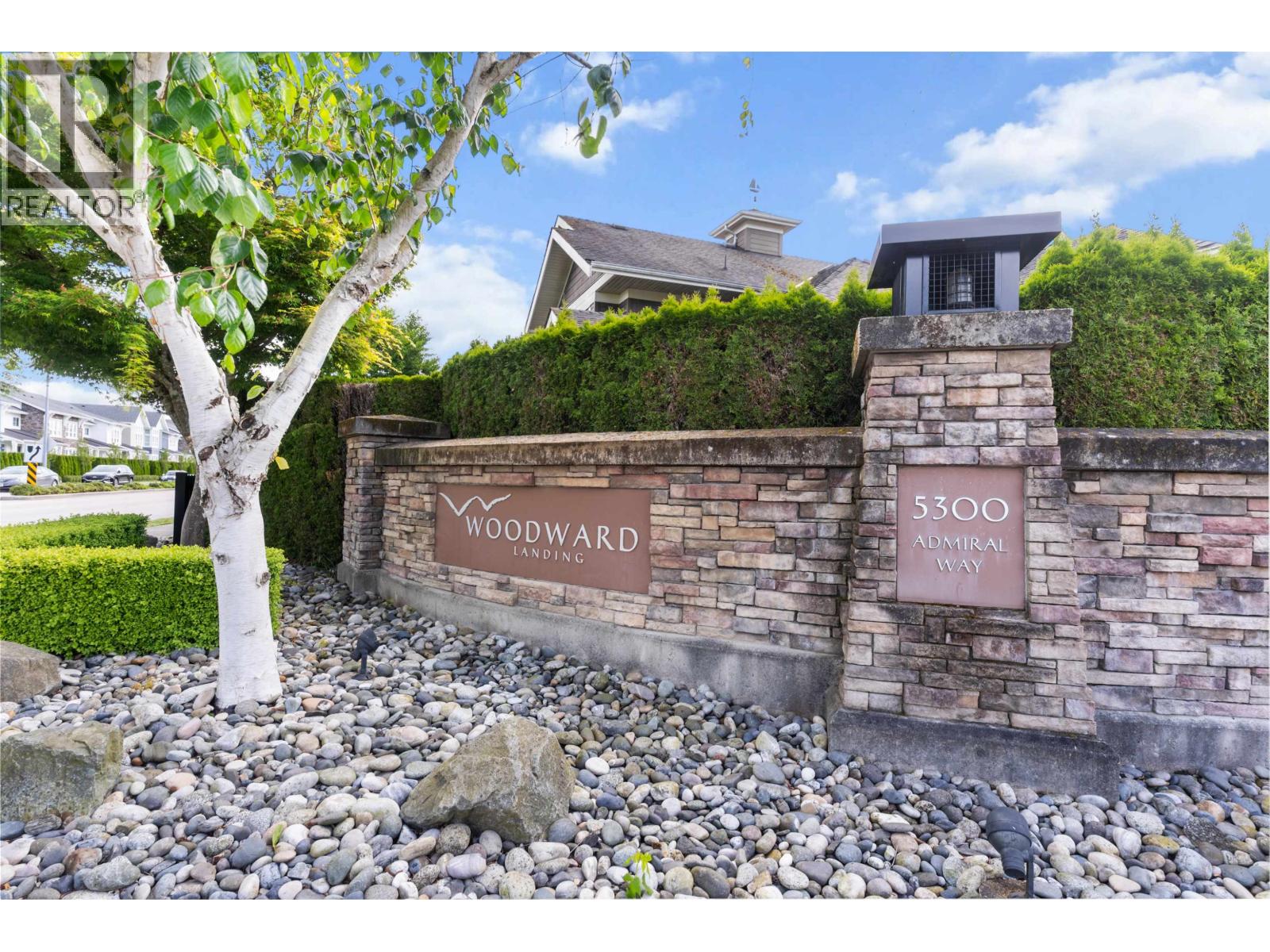 39 5300 Admiral Way, Delta, British Columbia V4K 5G6 - Photo 1 - R3095102