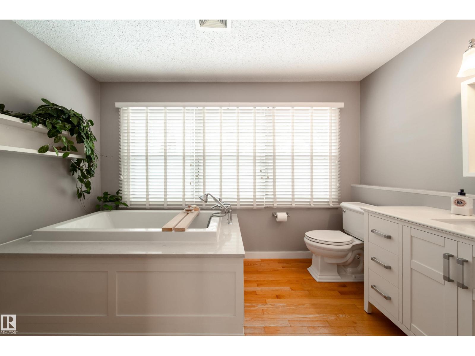 8332 120 St Nw, Edmonton, Alberta  T6G 1X2 - Photo 41 - E4477526