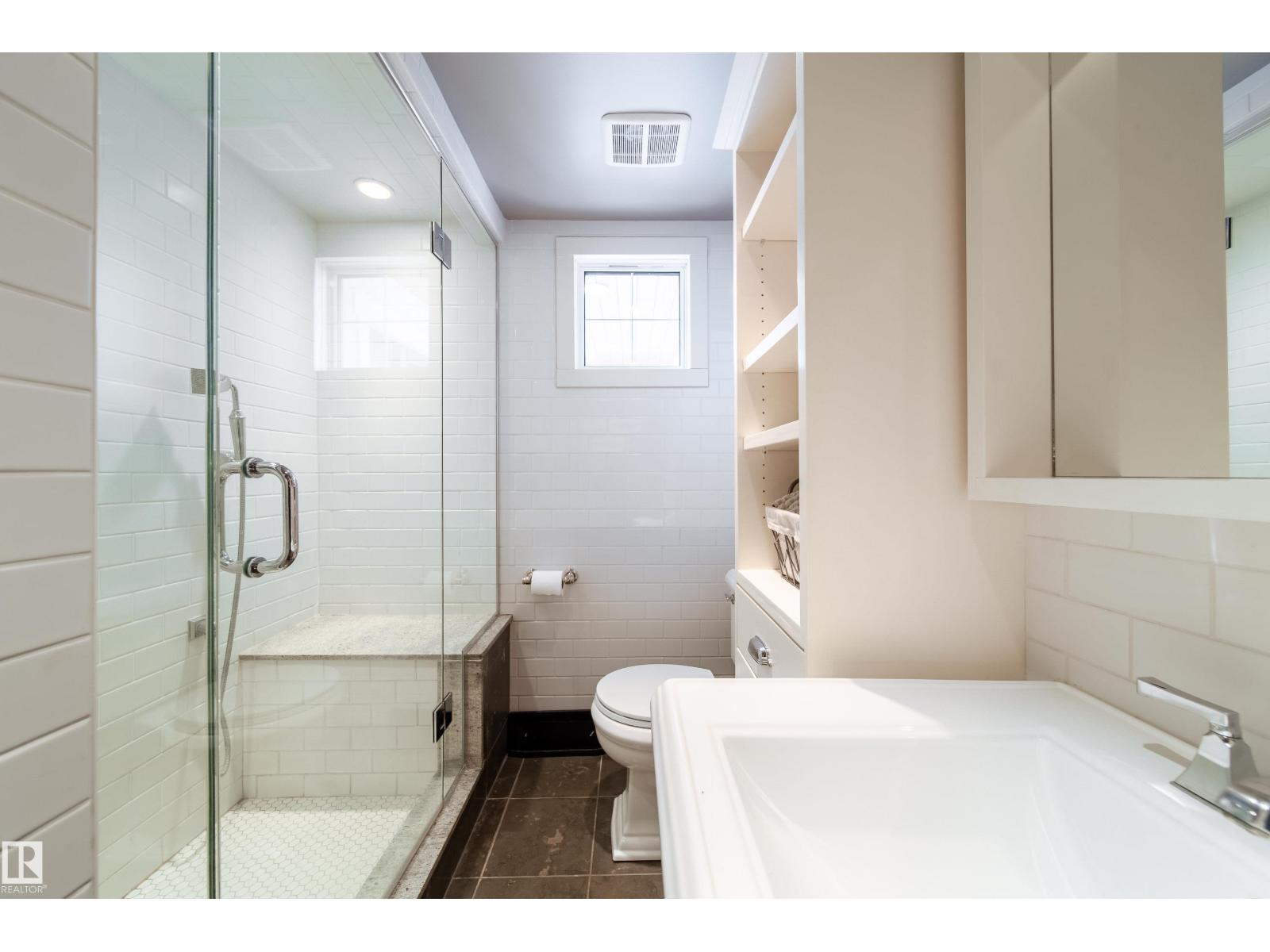 8332 120 St Nw, Edmonton, Alberta  T6G 1X2 - Photo 23 - E4477526