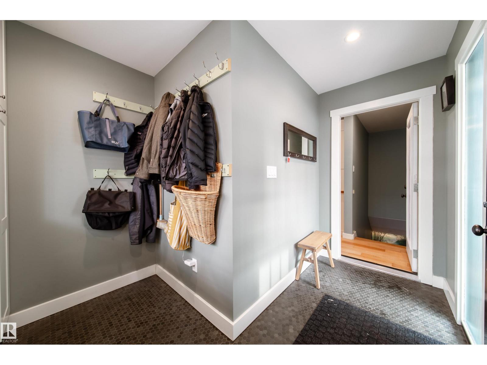 8332 120 St Nw, Edmonton, Alberta  T6G 1X2 - Photo 26 - E4477526