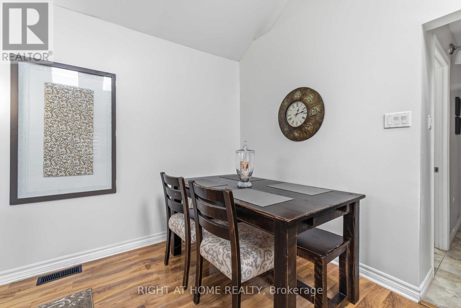 74 Province Street N, Hamilton, Ontario  L8H 4H6 - Photo 14 - X12961868