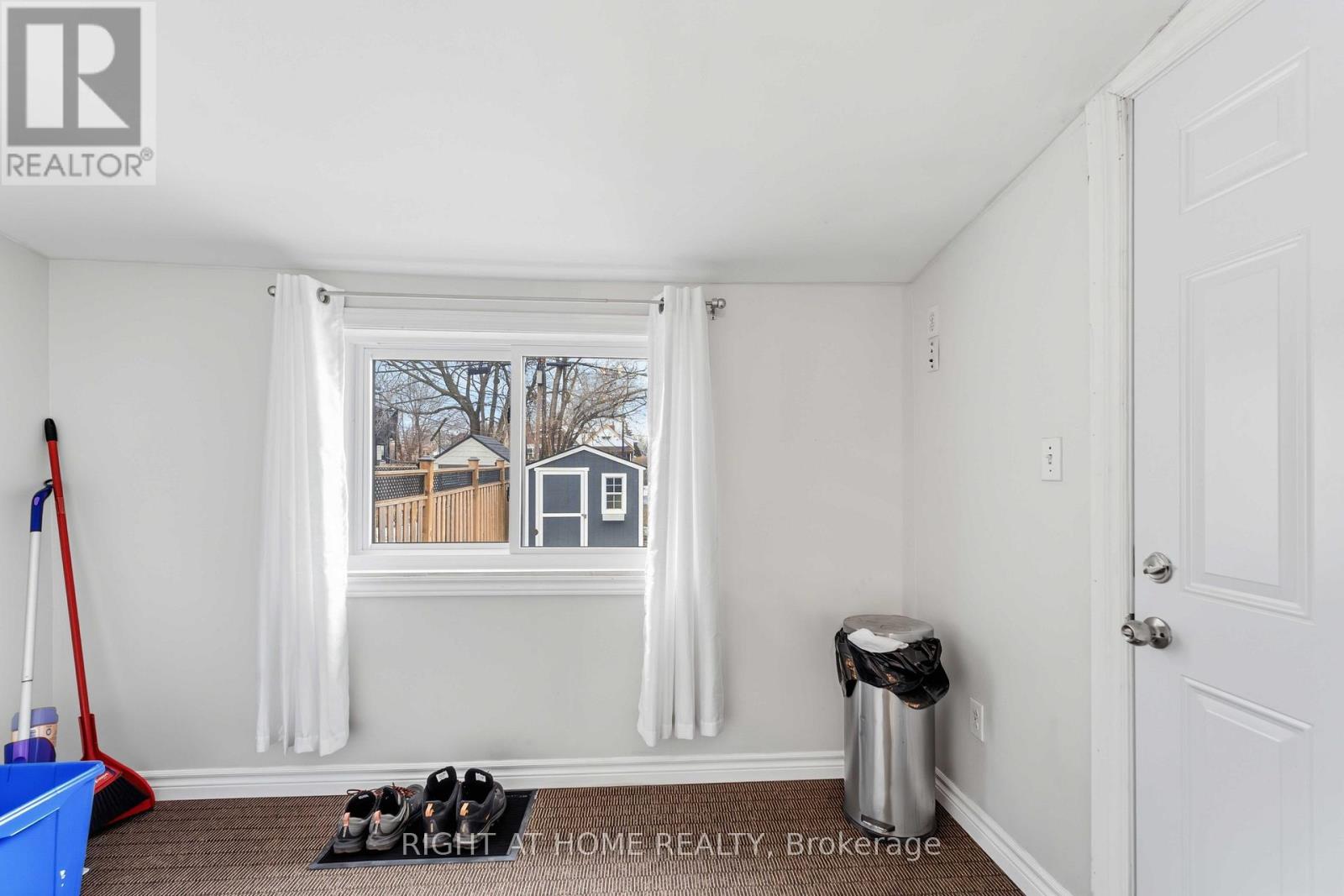 74 Province Street N, Hamilton, Ontario  L8H 4H6 - Photo 20 - X12961868
