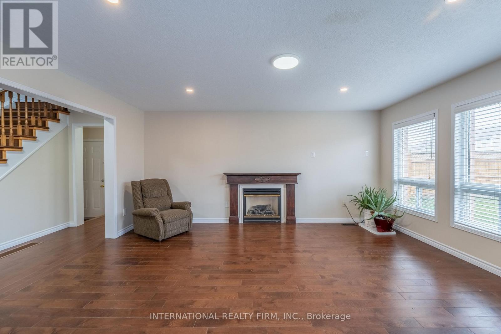 102 Hunter Way, Brantford, Ontario  N3T 0A8 - Photo 11 - X12961900