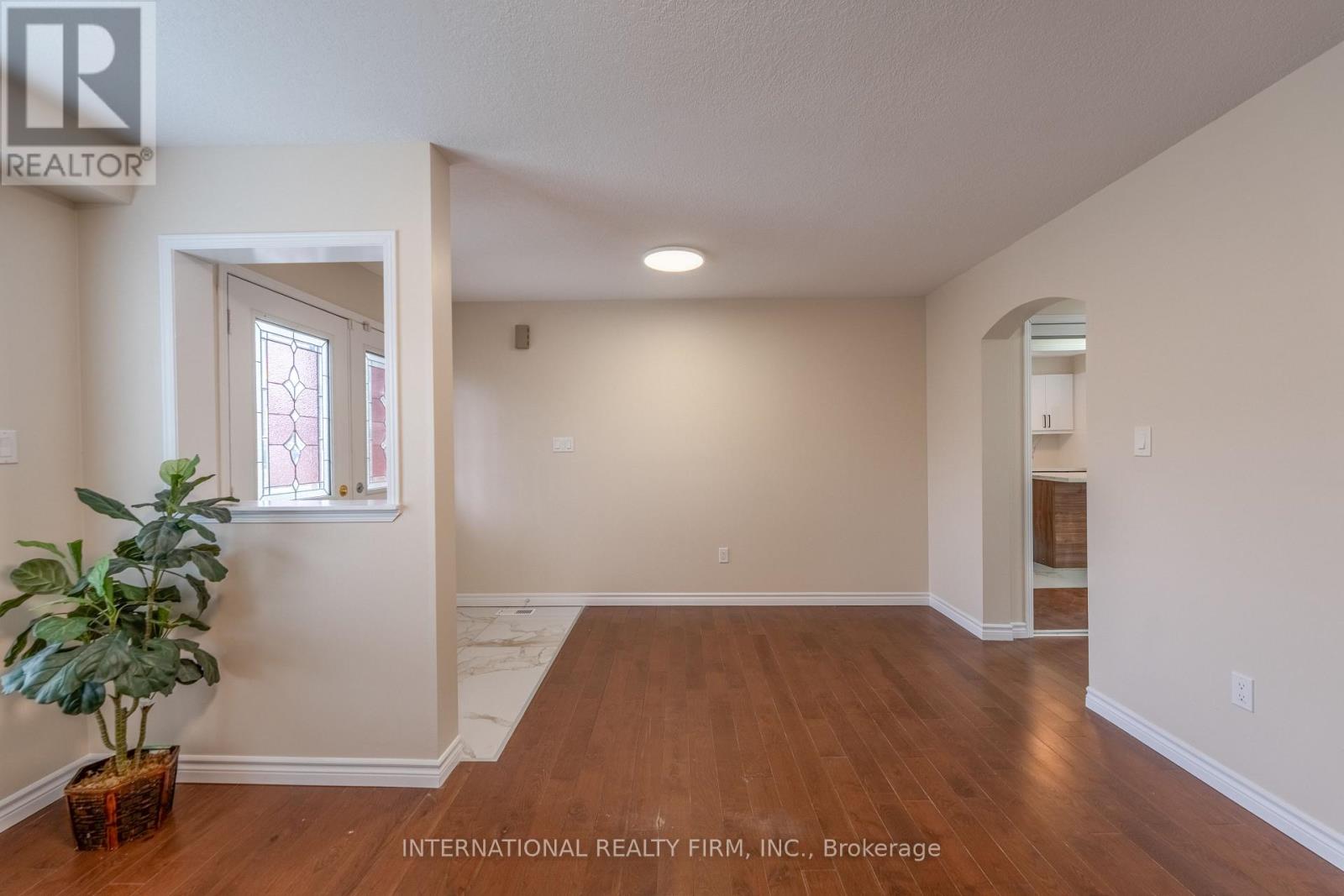 102 Hunter Way, Brantford, Ontario  N3T 0A8 - Photo 3 - X12961900