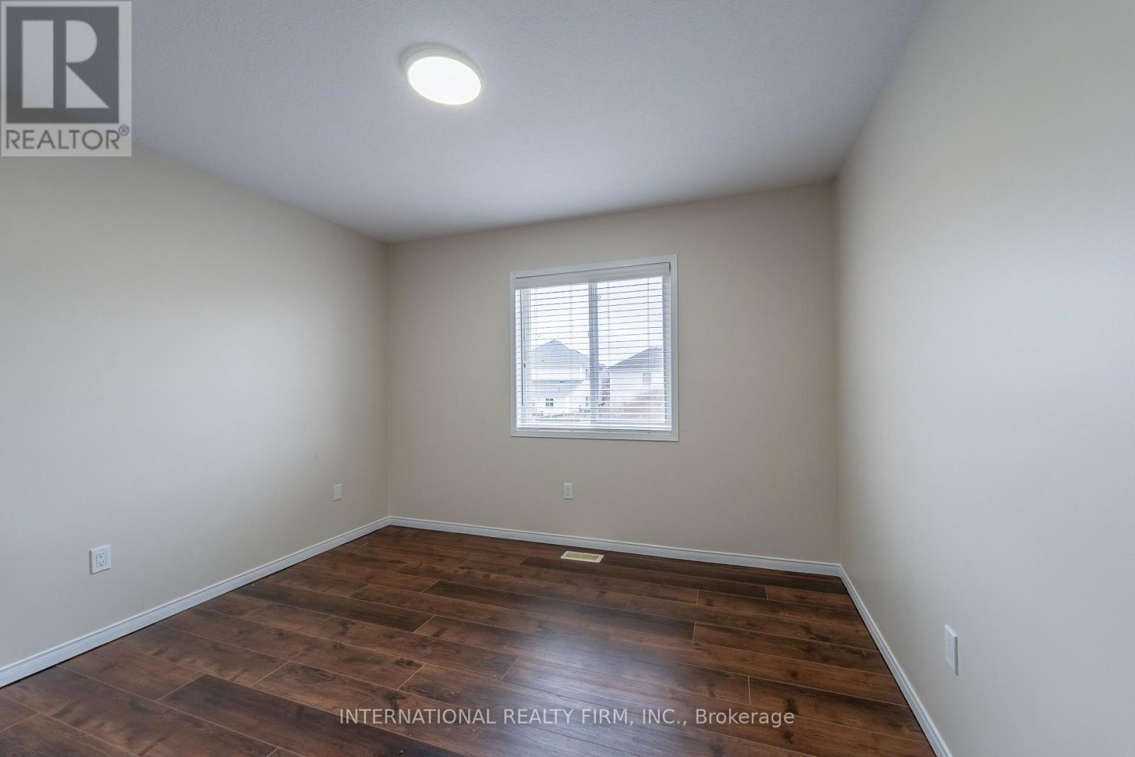 102 Hunter Way, Brantford, Ontario  N3T 0A8 - Photo 37 - X12961900