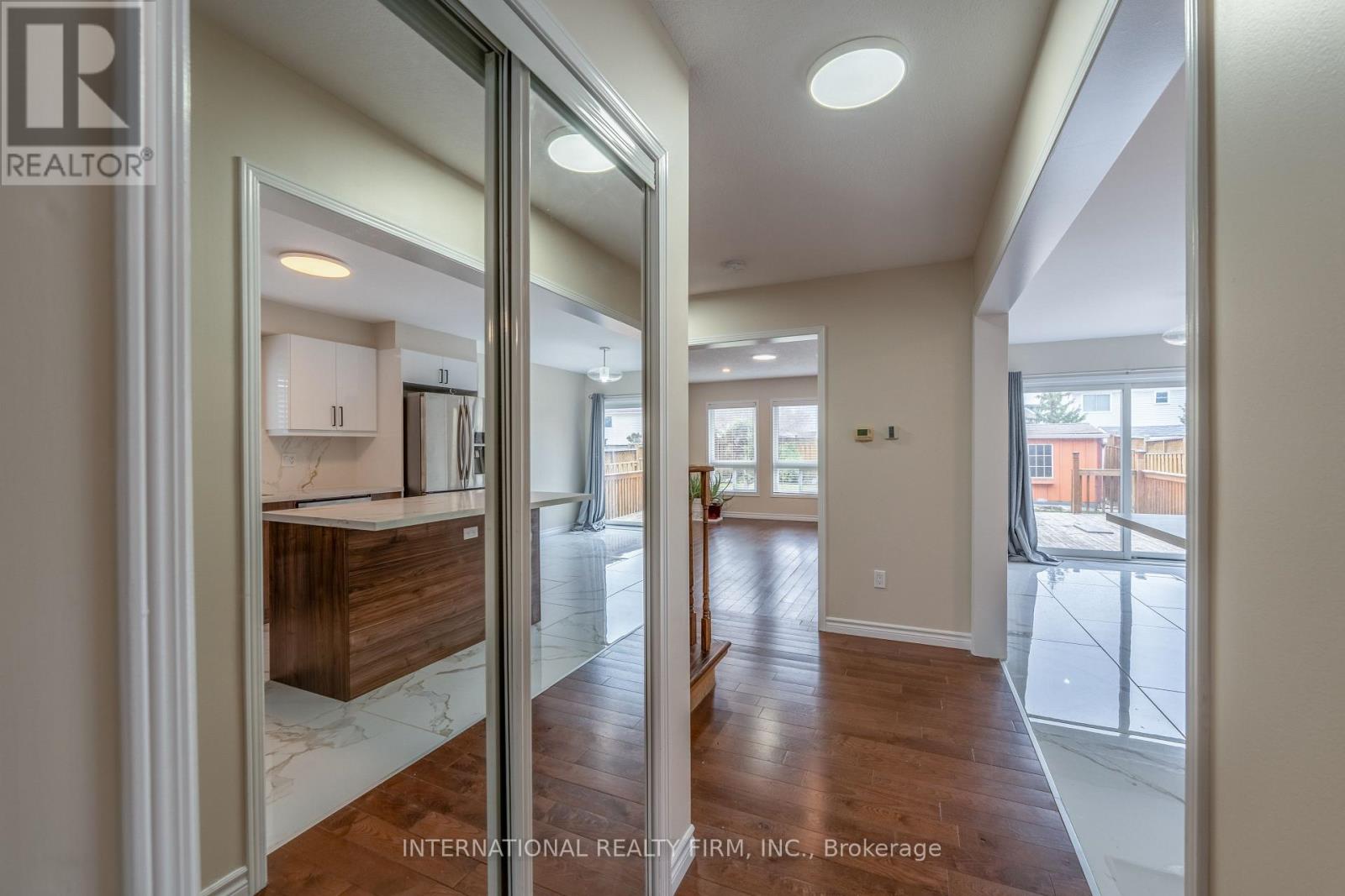 102 Hunter Way, Brantford, Ontario  N3T 0A8 - Photo 5 - X12961900