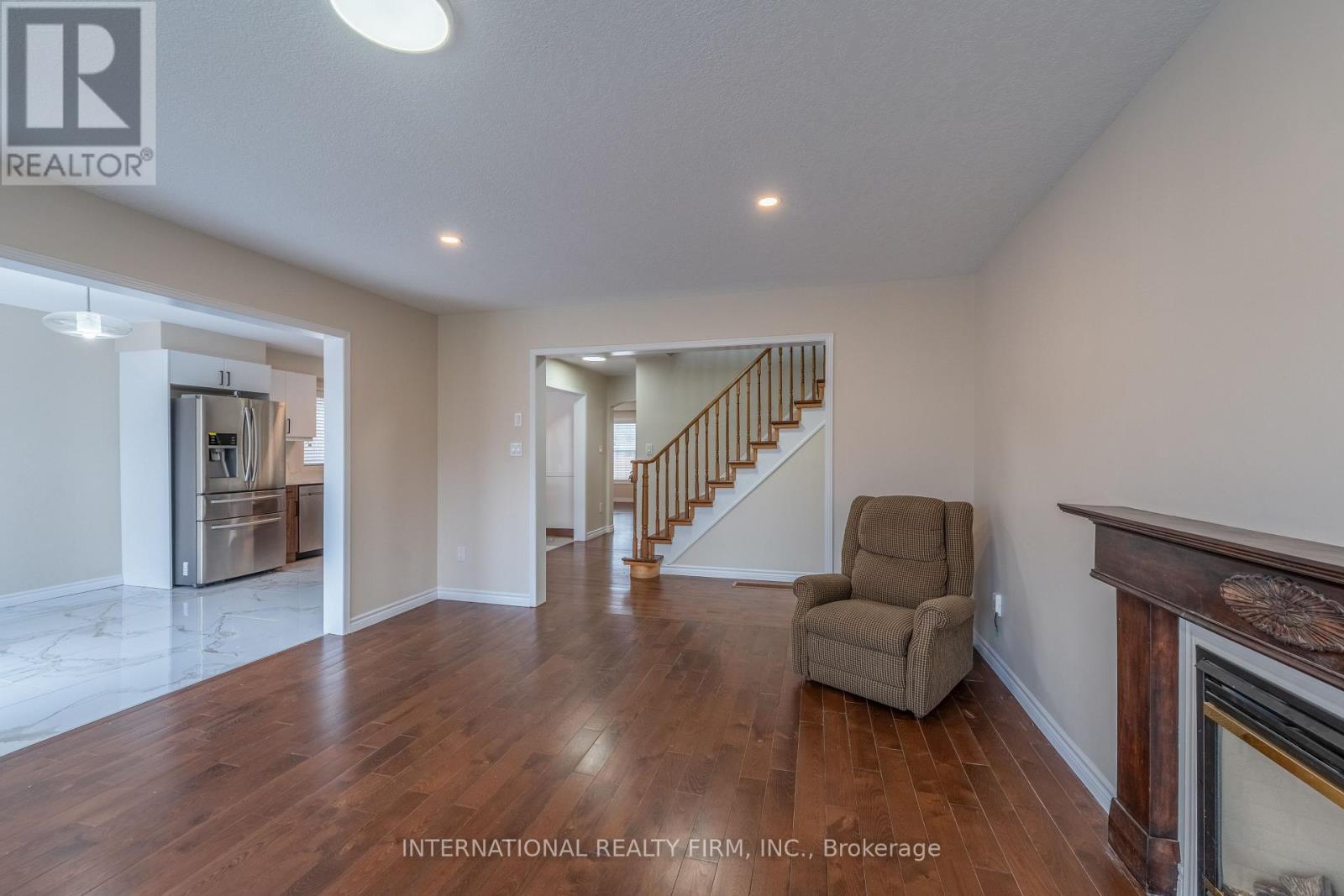 102 Hunter Way, Brantford, Ontario  N3T 0A8 - Photo 9 - X12961900