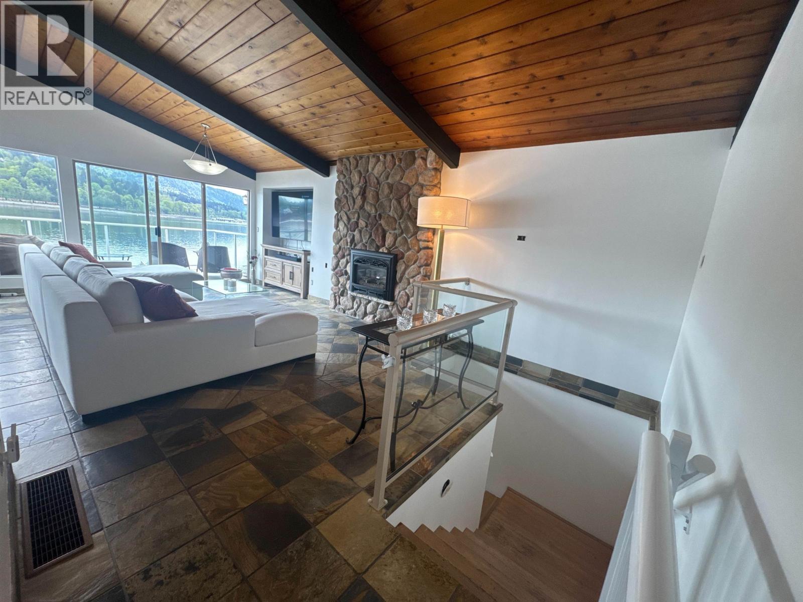 1132 Alderside Road, Port Moody, British Columbia  V3H 3A6 - Photo 8 - R3107075