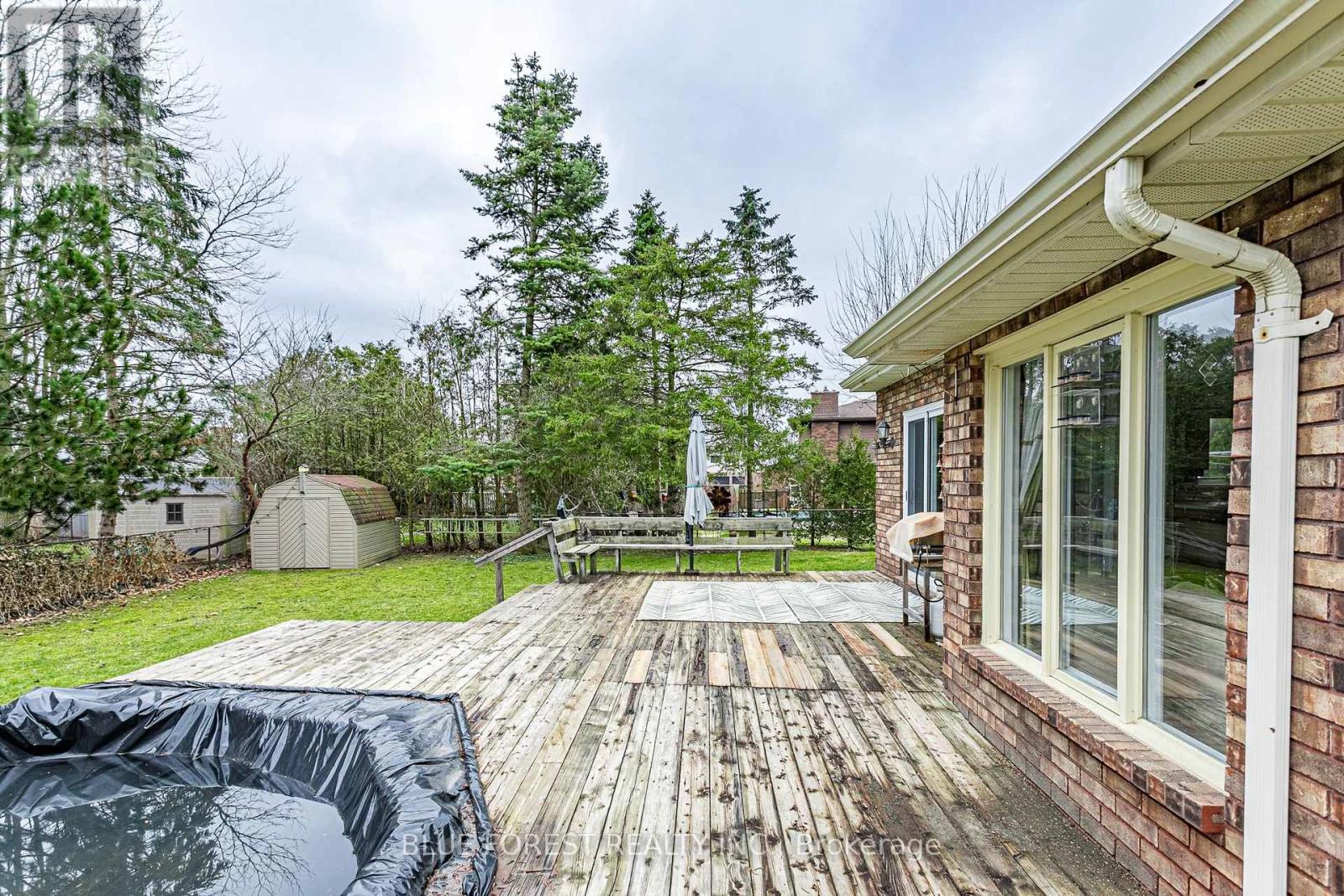 188 Scarlett Circle, Thames Centre, Ontario  N0L 1G3 - Photo 33 - X12961972