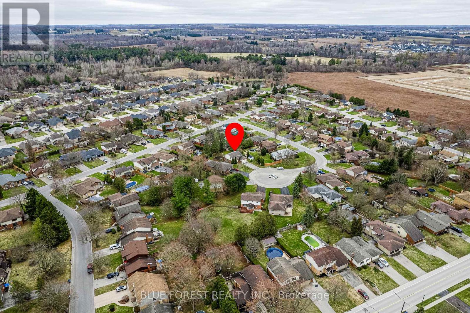 188 Scarlett Circle, Thames Centre, Ontario  N0L 1G3 - Photo 36 - X12961972