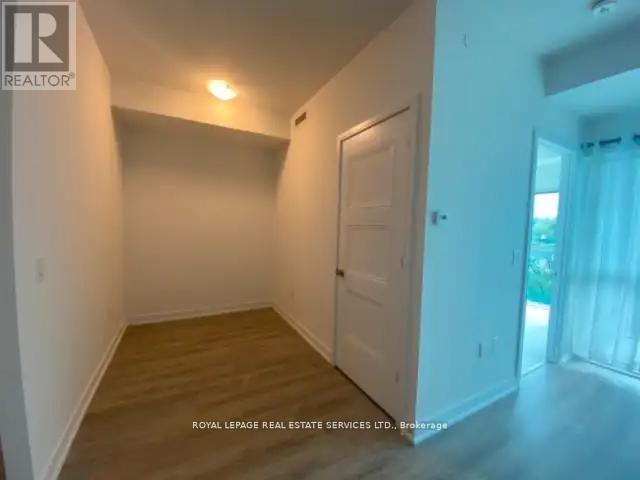 305 - 25 Neighbourhood Lane, Toronto, Ontario  M8Y 0C4 - Photo 7 - W12960614