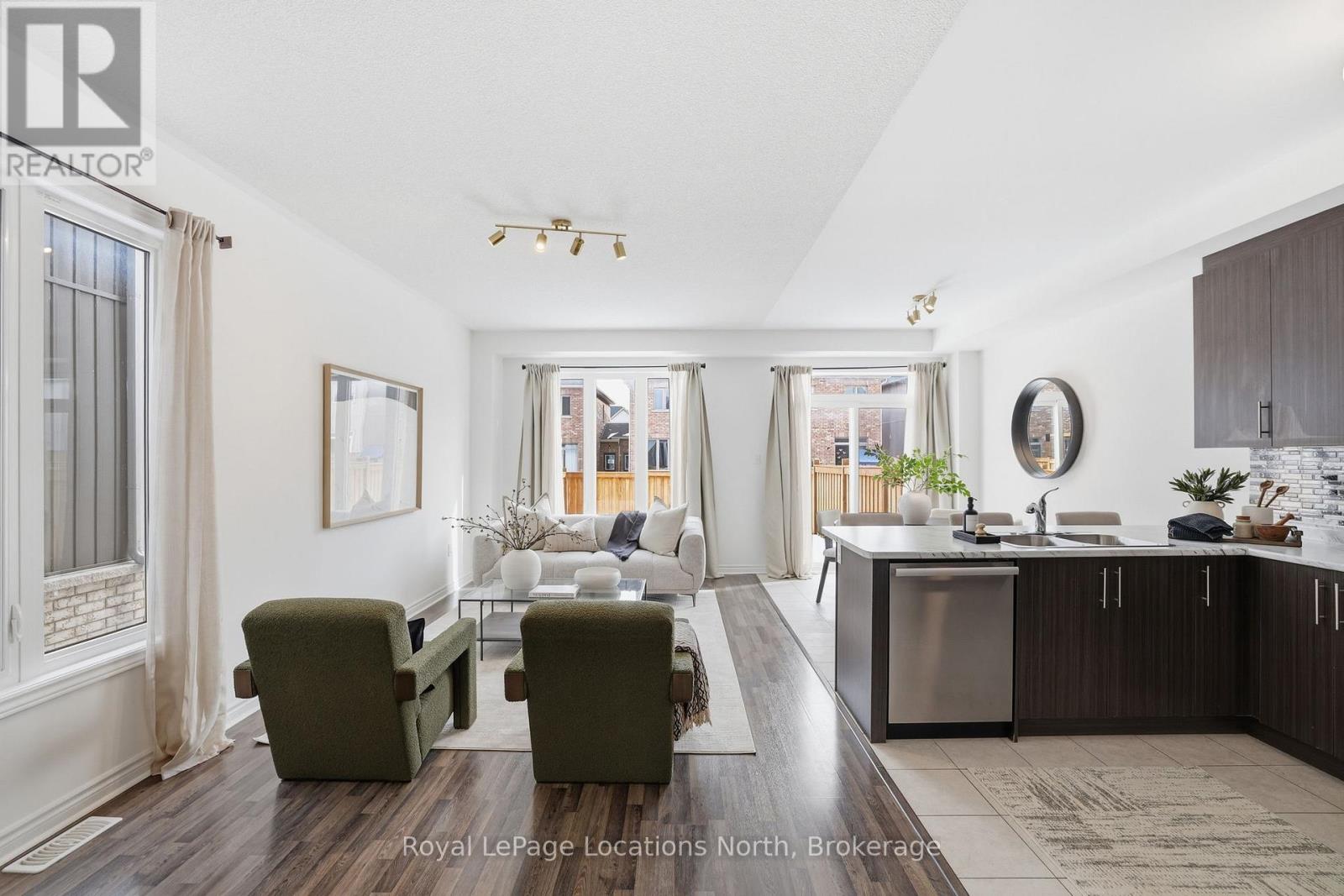 7 Albany Street, Collingwood, Ontario L9Y 3V3 - Photo 5 - S12961956