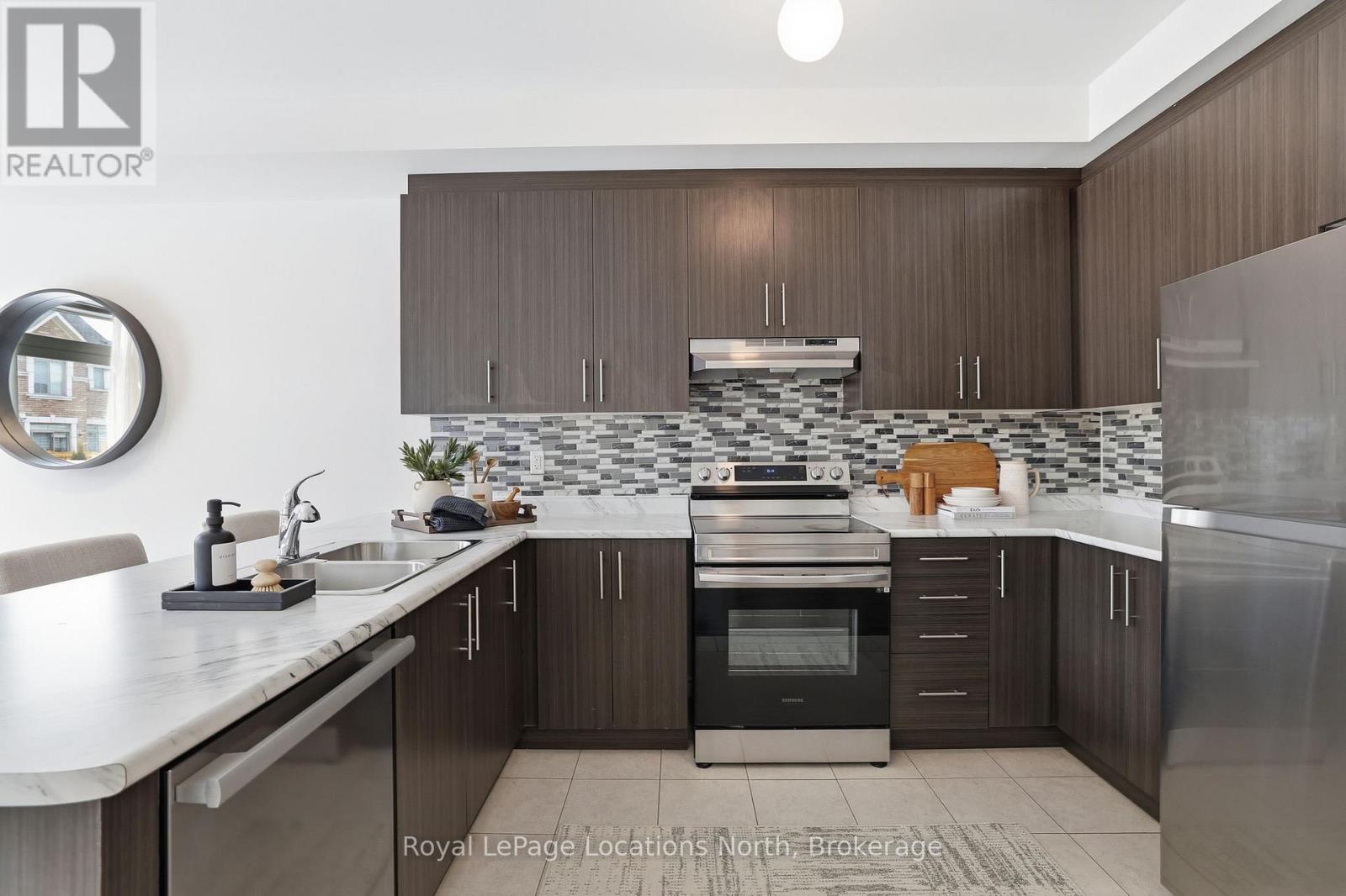 7 Albany Street, Collingwood, Ontario L9Y 3V3 - Photo 8 - S12961956