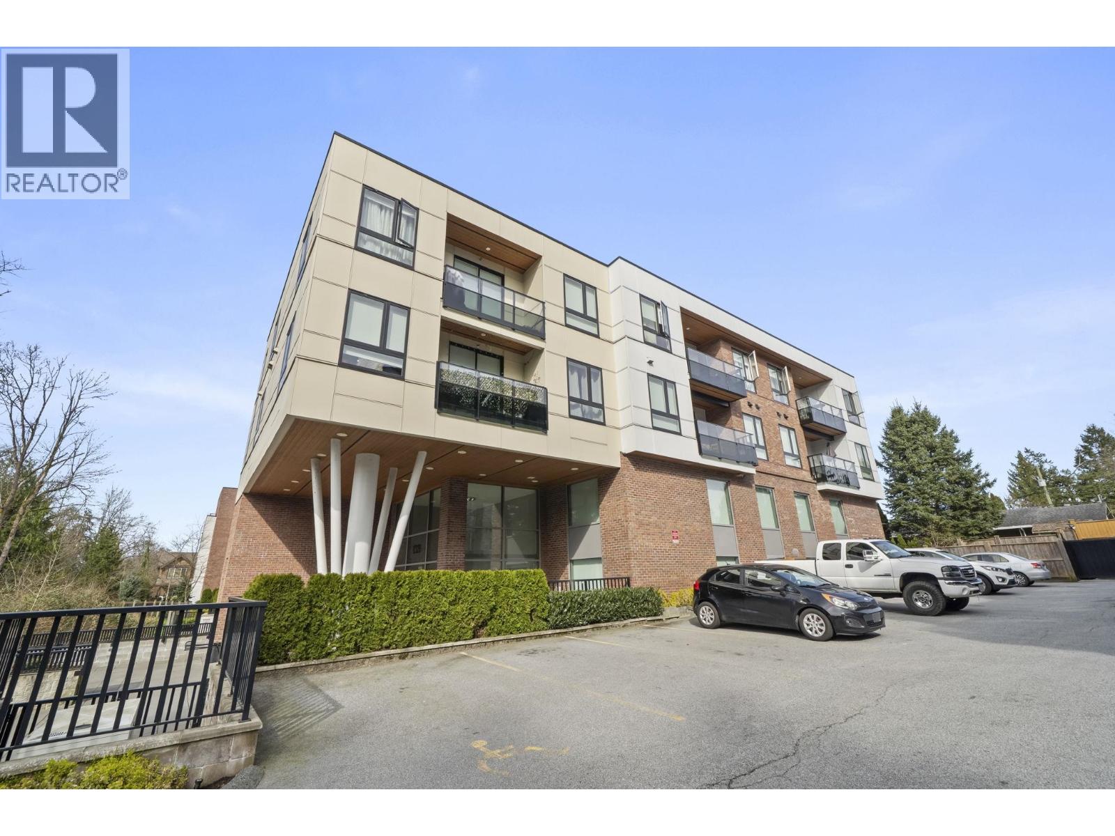 213 12320 222 Street, Maple Ridge, British Columbia  V2X 4K8 - Photo 2 - R3107137