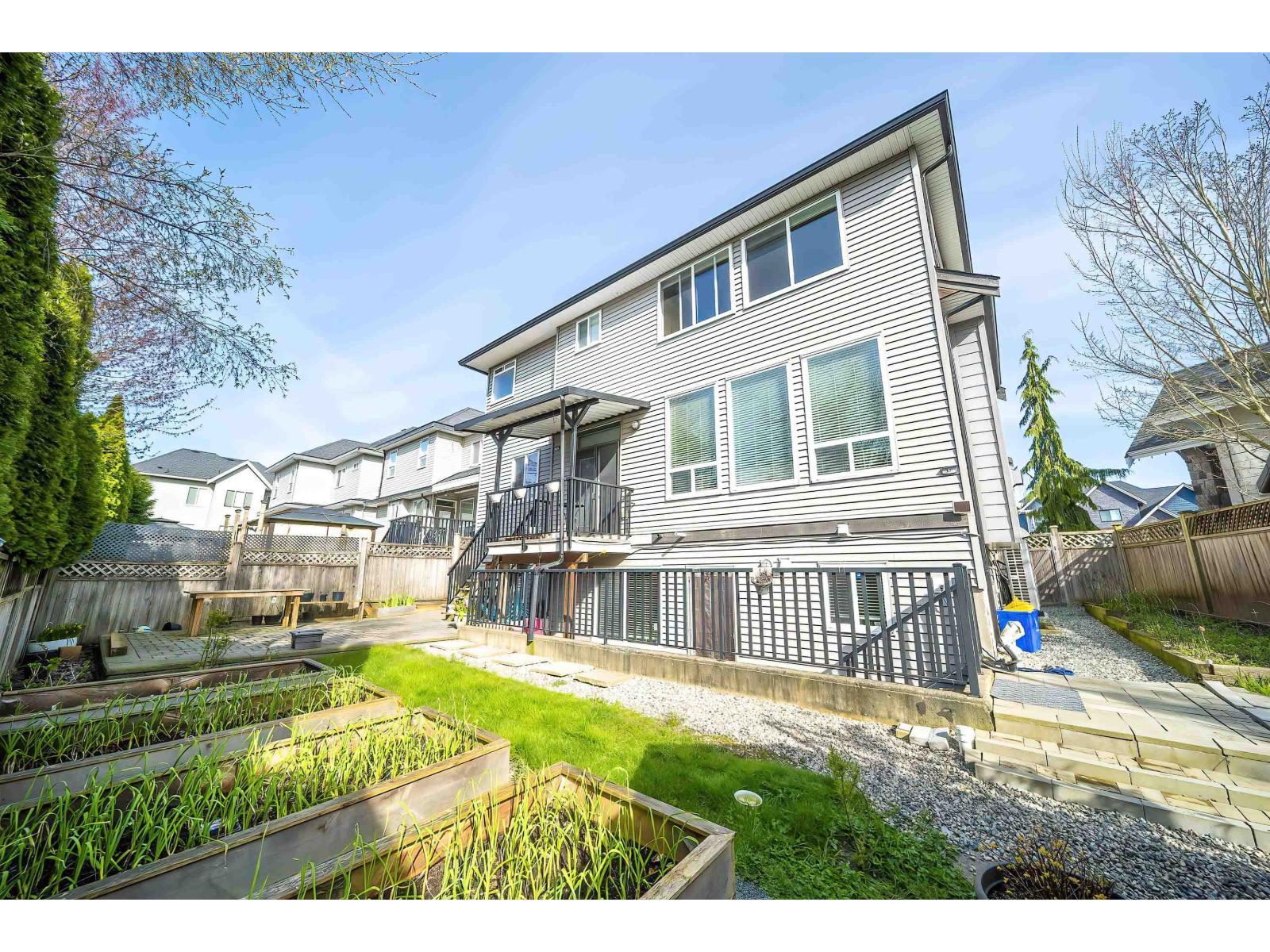 19688 70a Avenue, Langley, British Columbia  V2Y 0N6 - Photo 36 - R3107100