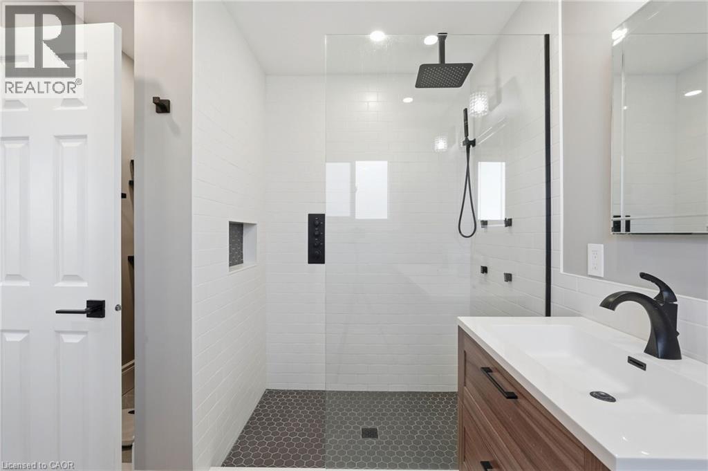 2443 Newport Street, Burlington, Ontario  L7M 3Y1 - Photo 27 - 40818032