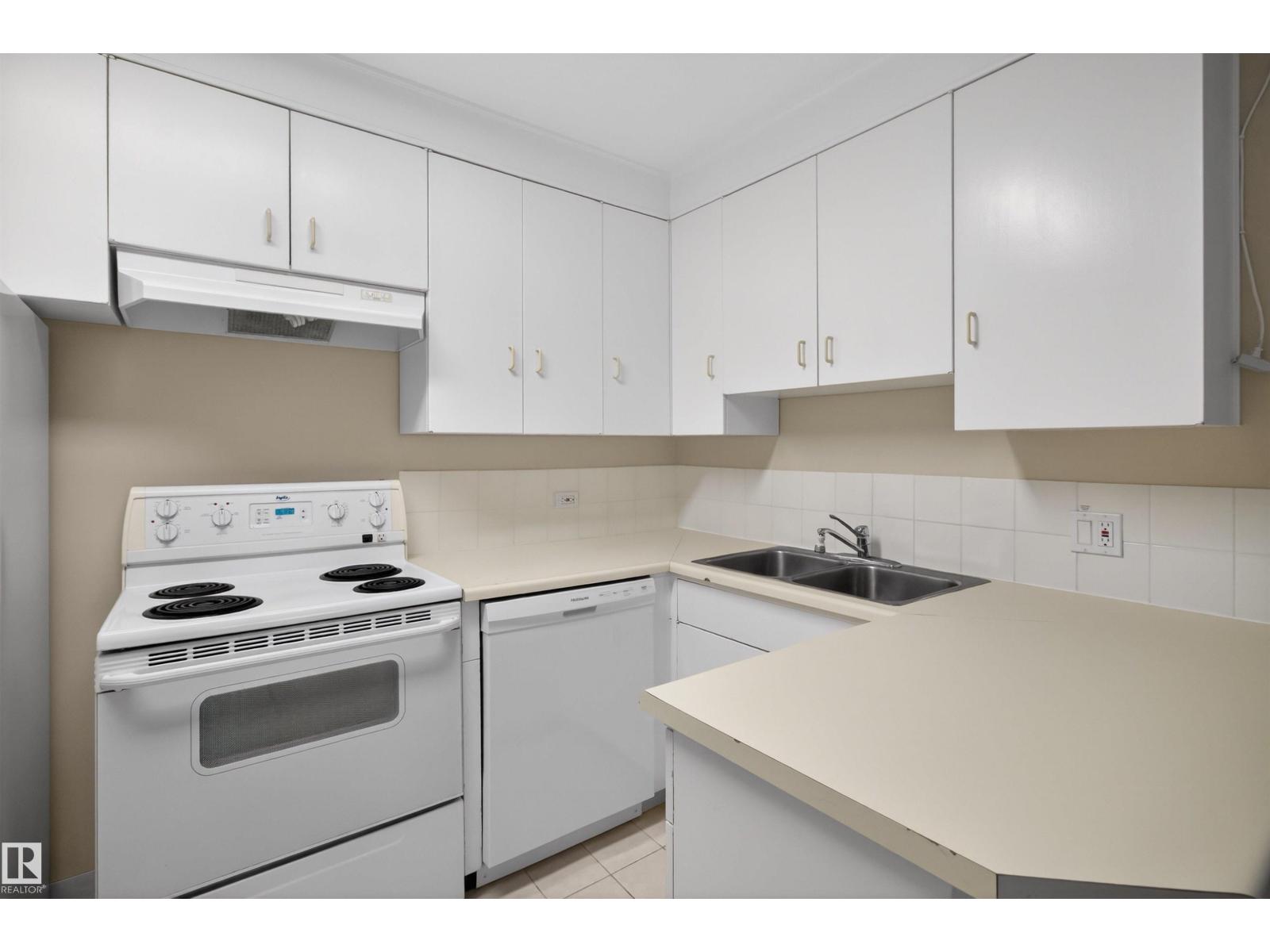 #304 12207 Jasper Av Nw, Edmonton, Alberta  T4S 2C3 - Photo 11 - E4480812