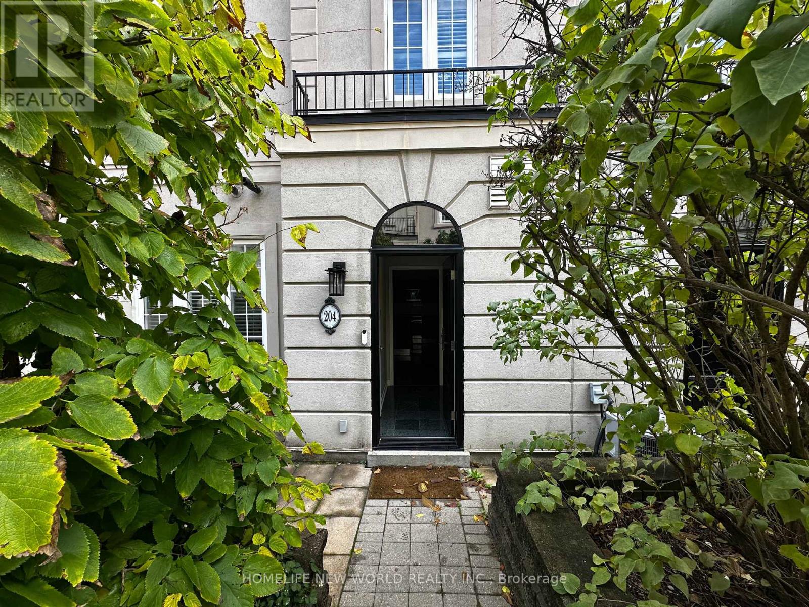 204 - 11 EVERSON DRIVE, Toronto, Ontario