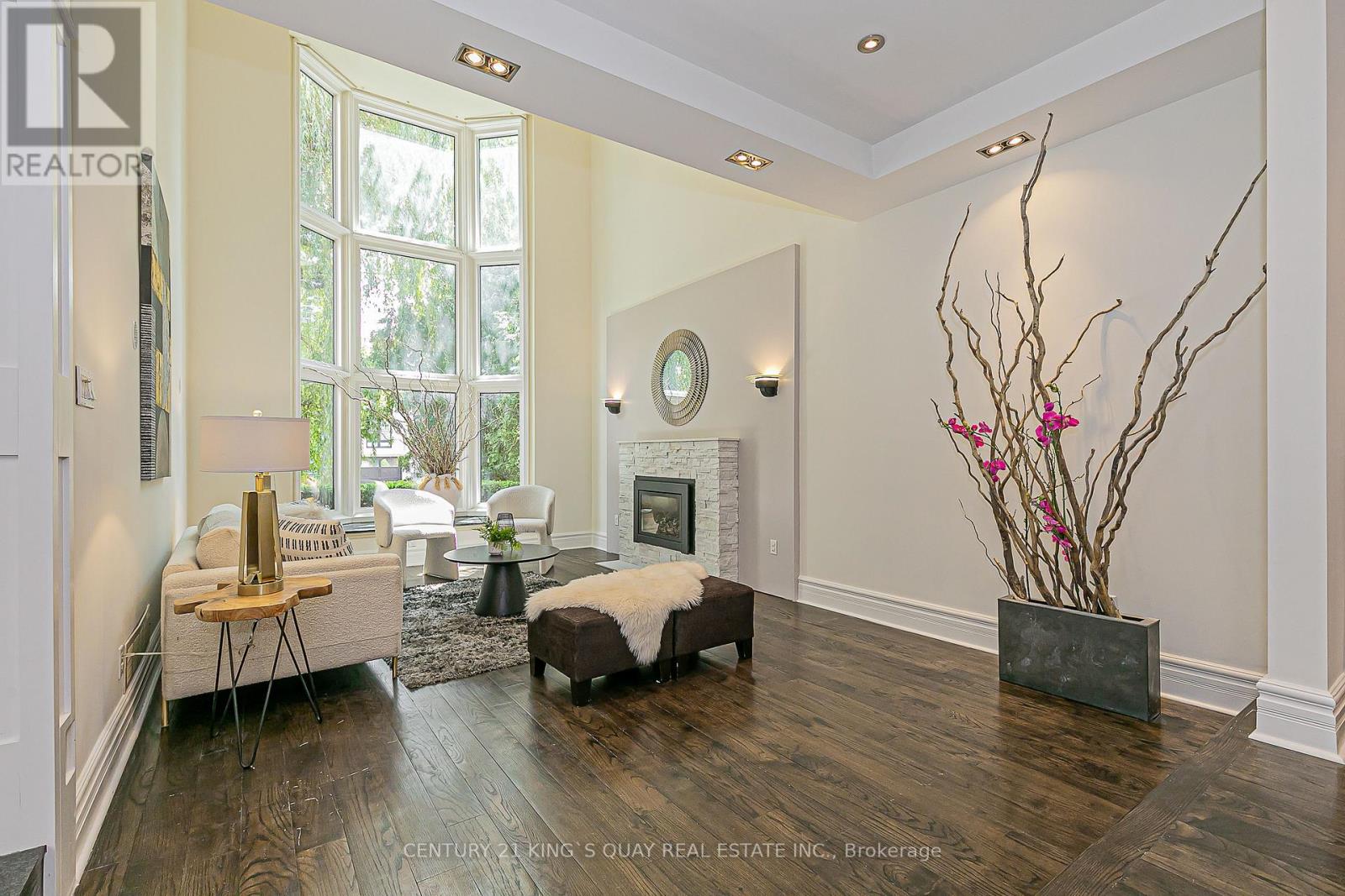 338 Mckee Avenue, Toronto, Ontario  M2N 4E5 - Photo 3 - C12961984