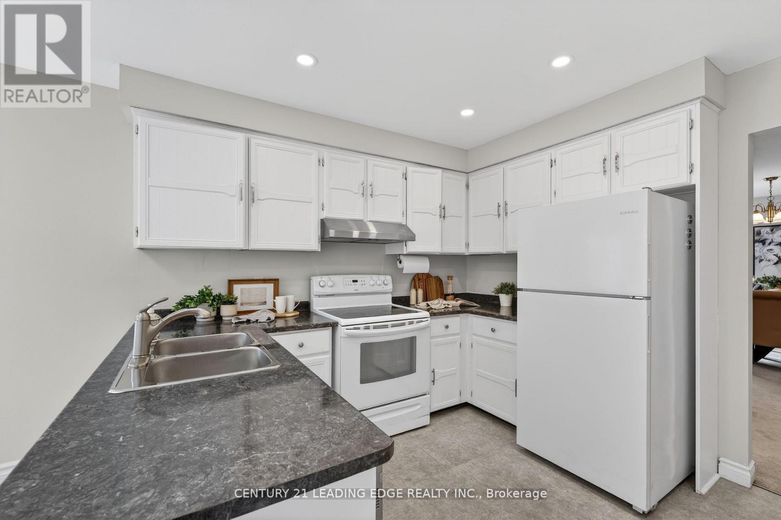 14 Valleycrest Drive, Clarington (Courtice), Ontario  L1E 1J1 - Photo 16 - E12961958