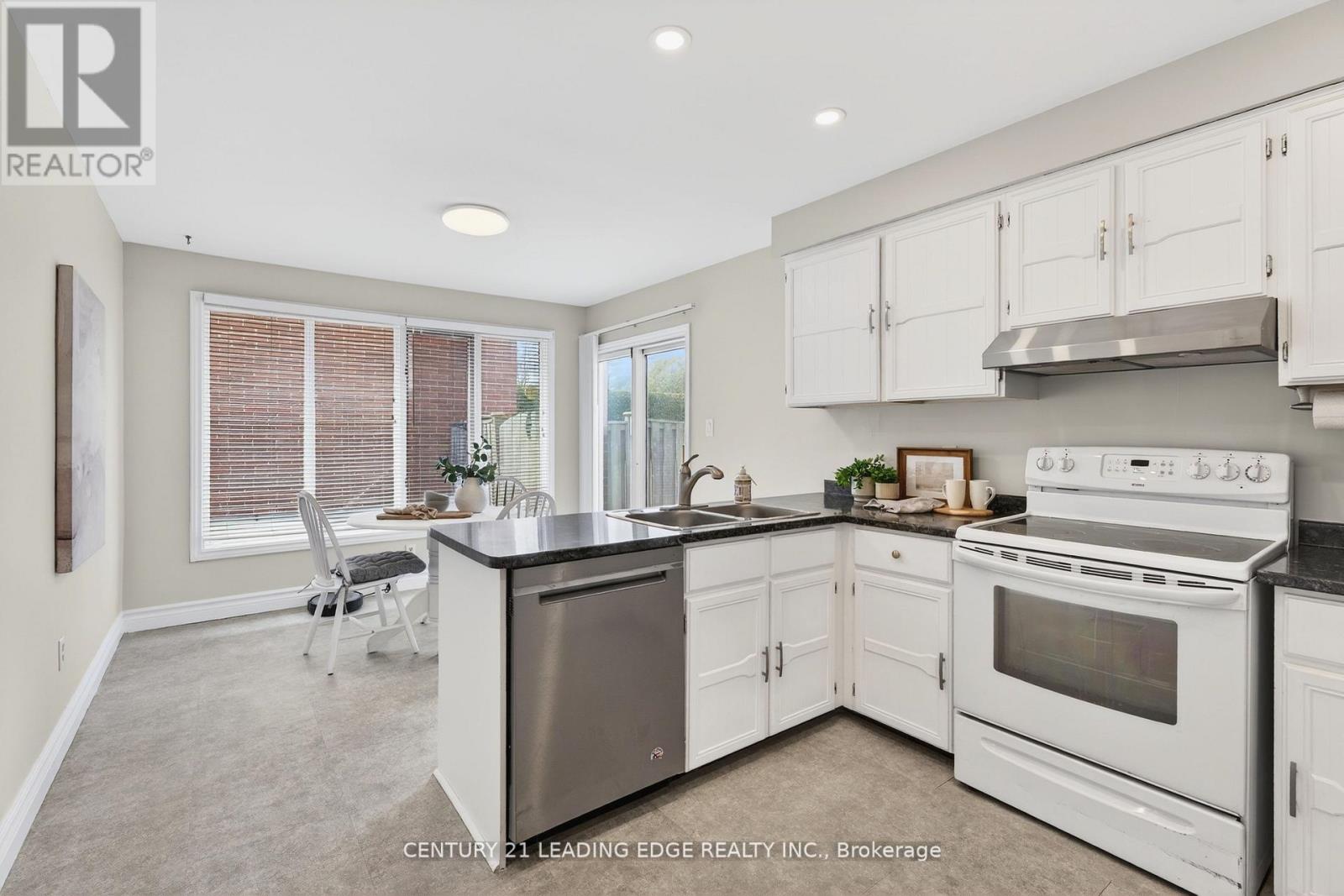 14 Valleycrest Drive, Clarington (Courtice), Ontario  L1E 1J1 - Photo 18 - E12961958