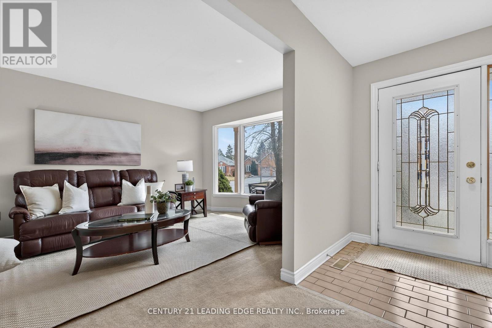 14 Valleycrest Drive, Clarington (Courtice), Ontario  L1E 1J1 - Photo 7 - E12961958