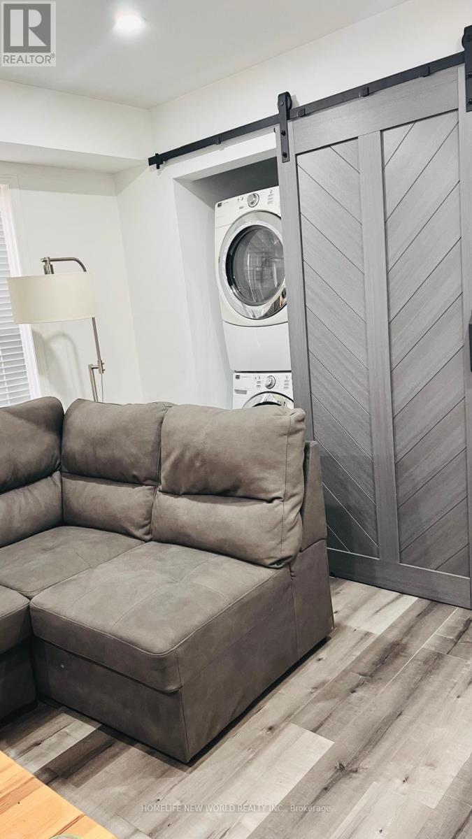 1873 Dalhousie Crescent, Oshawa, Ontario  L1G 8C4 - Photo 3 - E12961962