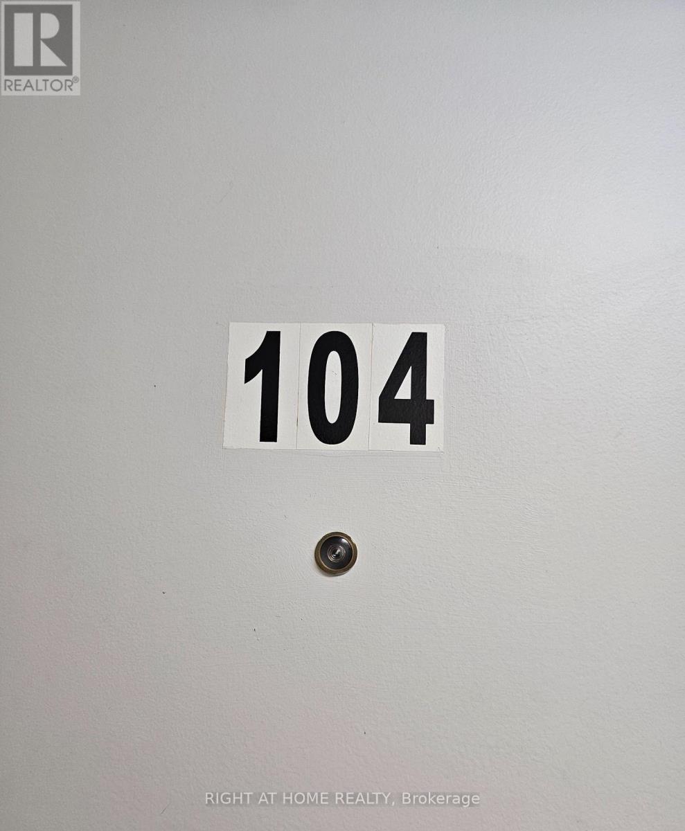 104 - 20 Cosburn Avenue, Toronto, Ontario  M4K 2E7 - Photo 19 - E12869102