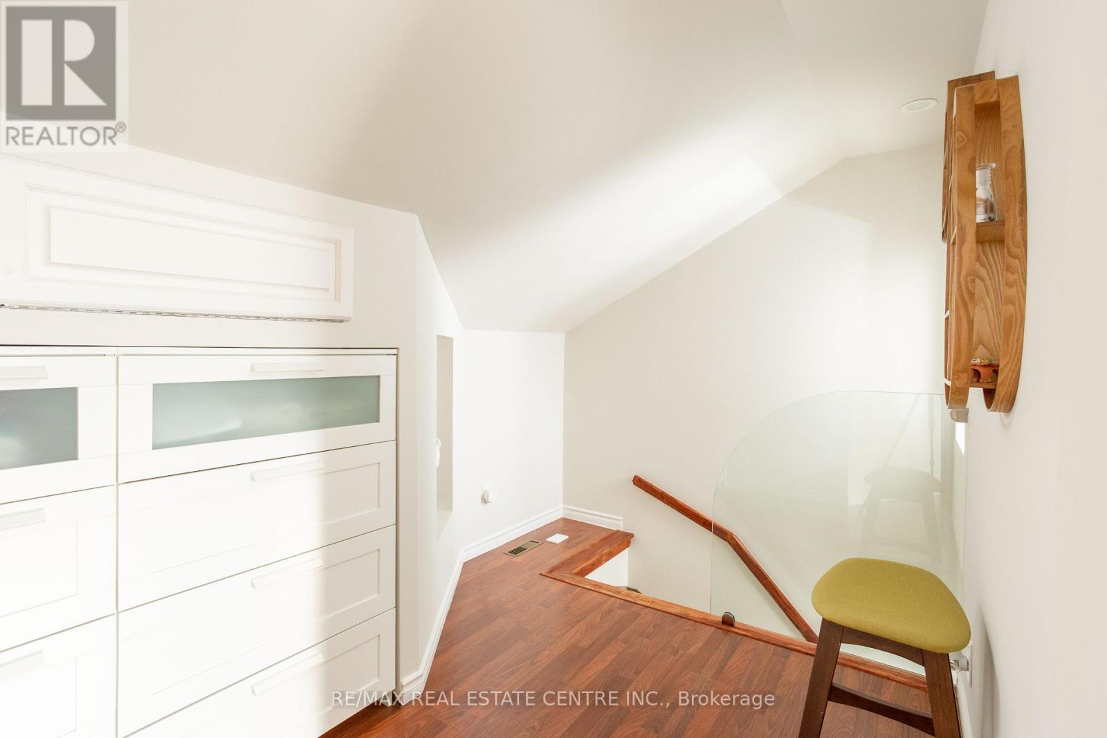 5 East John Street N, Innisfil, Ontario  L0L 1L0 - Photo 32 - N12961848