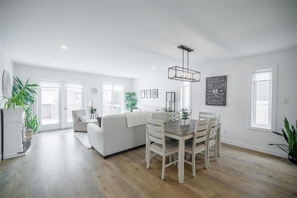 13 Berkeley Bend, Steinbach, Manitoba  R5G 2K4 - Photo 6 - 202606201