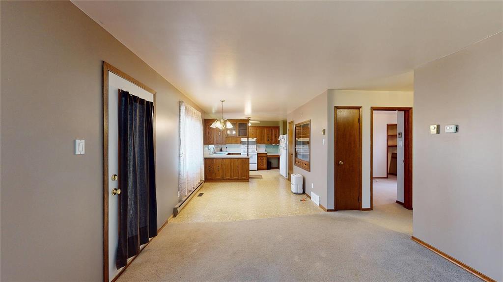 5 First Avenue N, Lundar, Manitoba  R0C 1Y0 - Photo 15 - 202606396