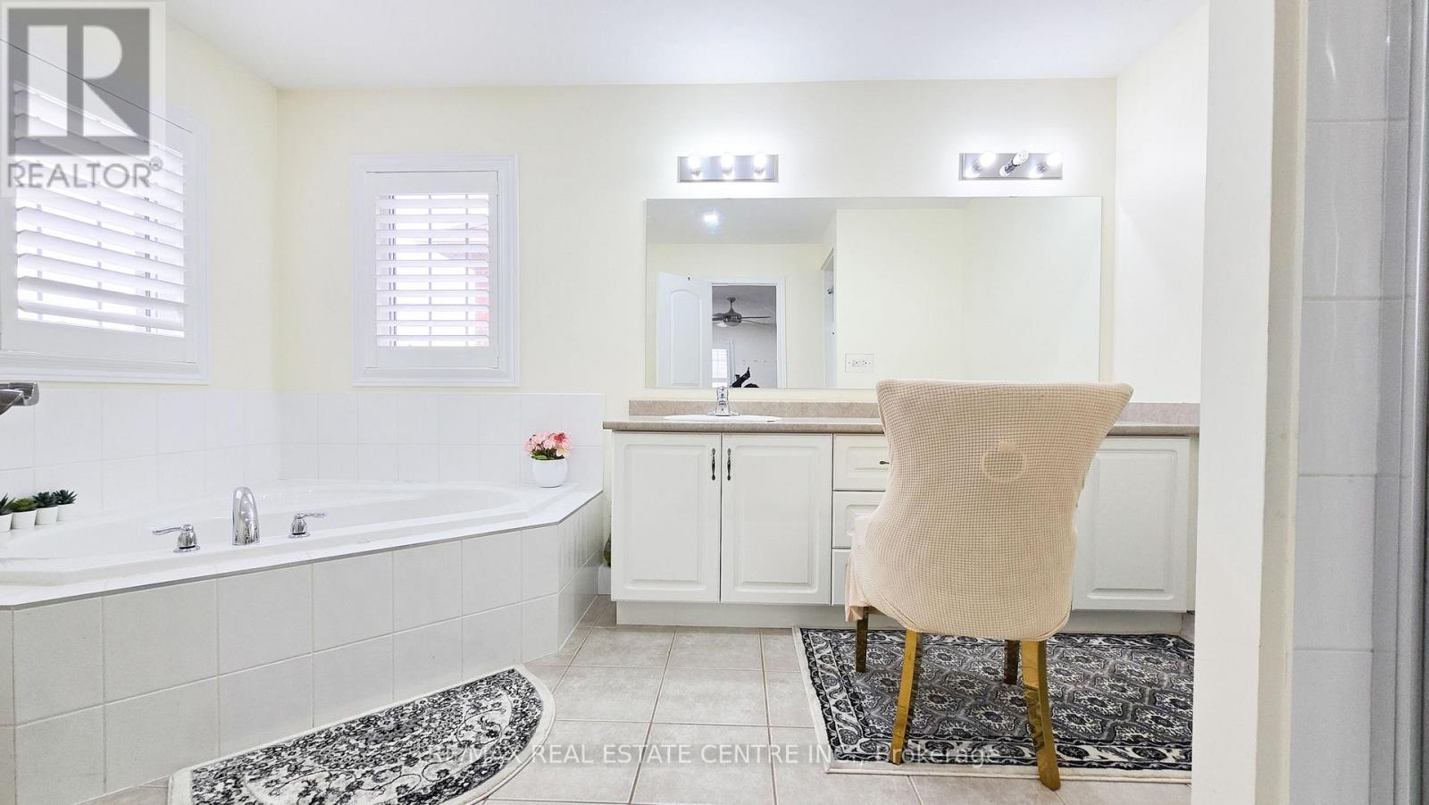 2 Buchanan Crescent, Brampton, Ontario  L6X 0Z3 - Photo 29 - W12961960