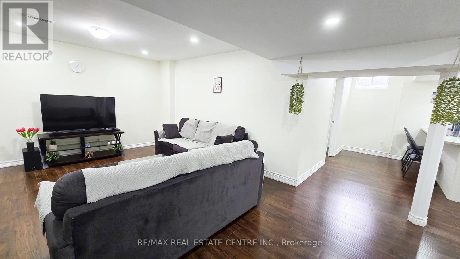 2 Buchanan Crescent, Brampton, Ontario  L6X 0Z3 - Photo 38 - W12961960