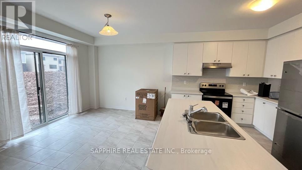 86 Canvas Crescent, Welland, Ontario  L3B 0P4 - Photo 9 - X12961982