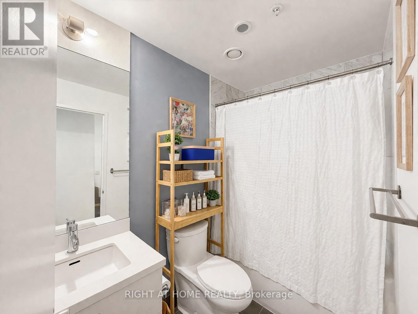N227 - 455 Front Street E, Toronto, Ontario  M5A 0G2 - Photo 14 - C12961236