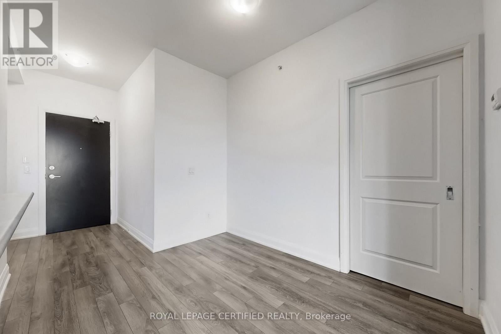 711 - 55 Yorkland Boulevard, Brampton, Ontario  L6P 4K9 - Photo 17 - W12961954