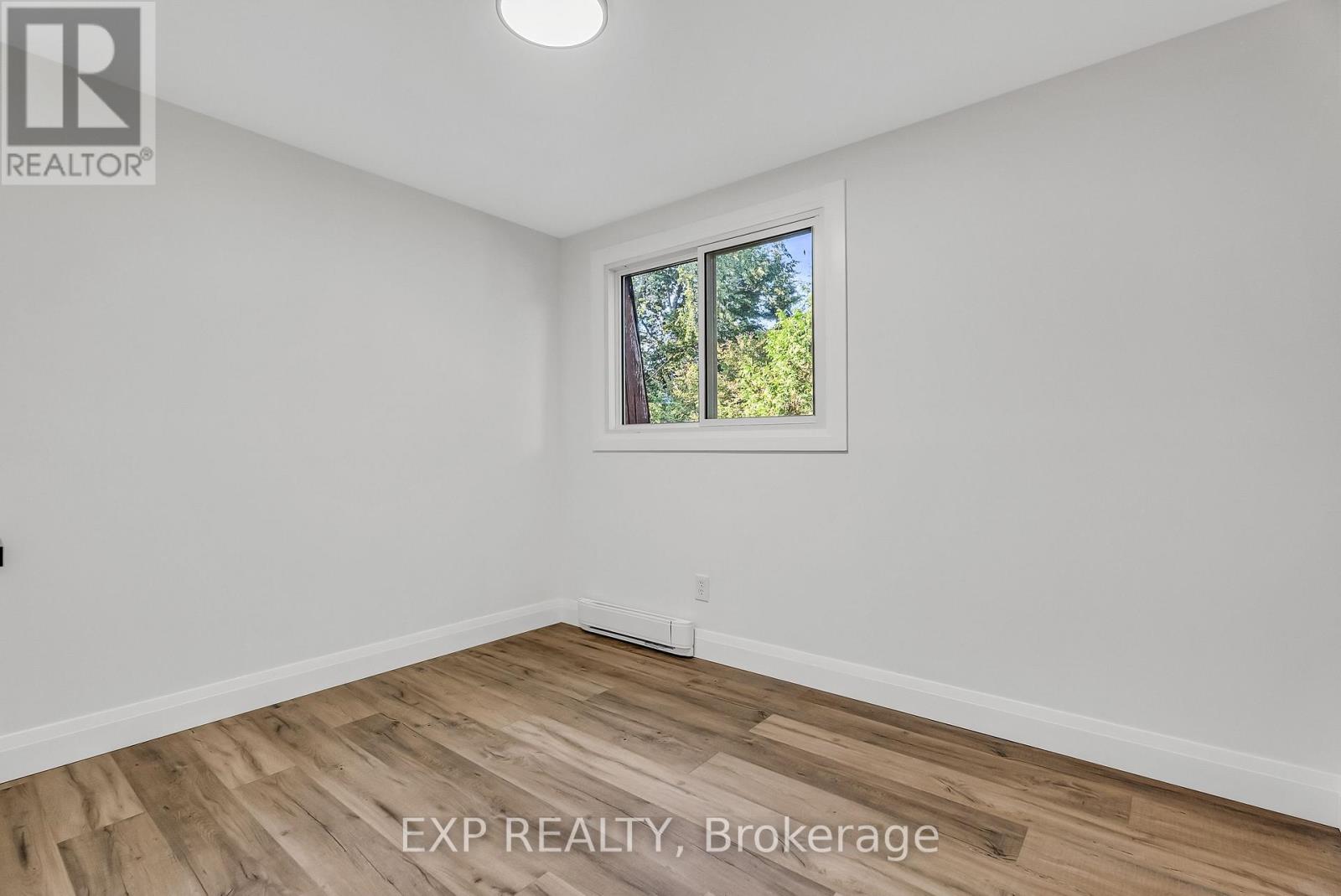 10 - 27 Tulip Street, Oakville, Ontario  L6L 3V3 - Photo 23 - W12961856