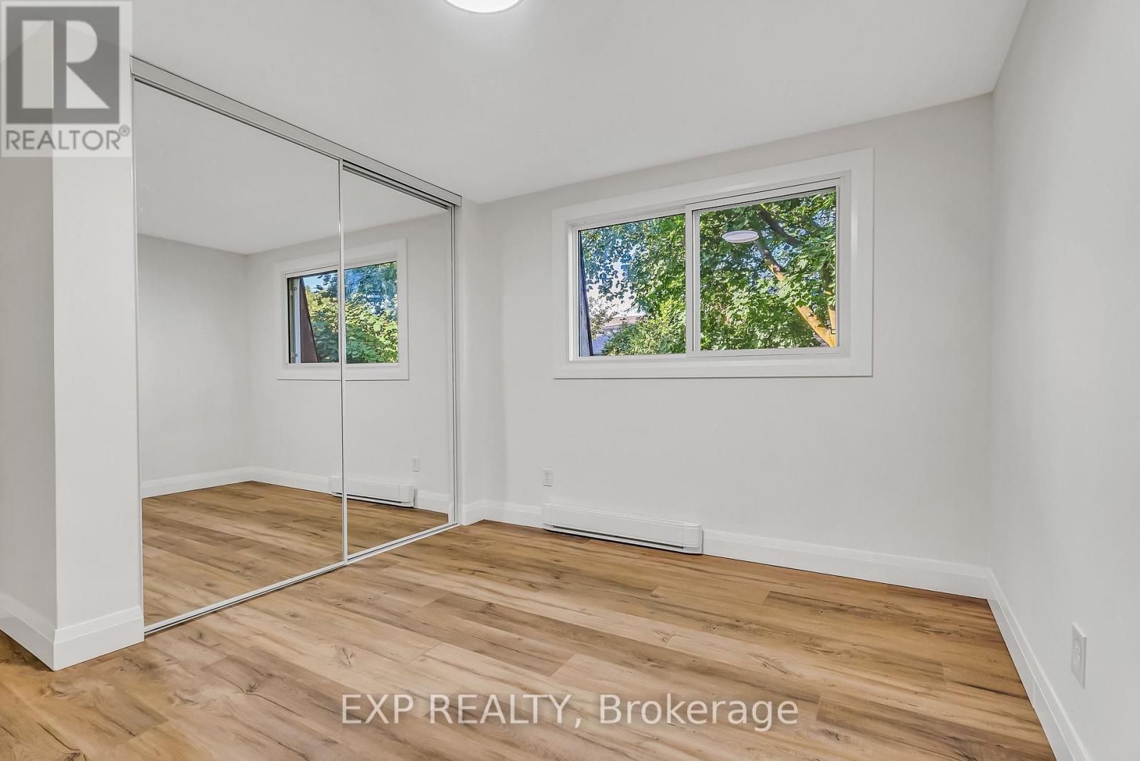 10 - 27 Tulip Street, Oakville, Ontario  L6L 3V3 - Photo 24 - W12961856